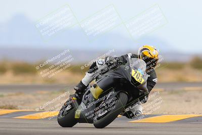 media/Jan-15-2023-SoCal Trackdays (Sun) [[c1237a034a]]/Turn 15 (1pm)/